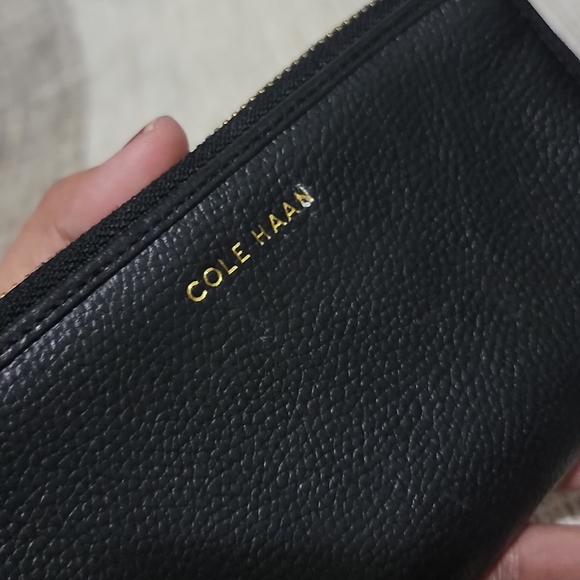 Cole Haan Leather Womens Wallet - Picture 4 of 8